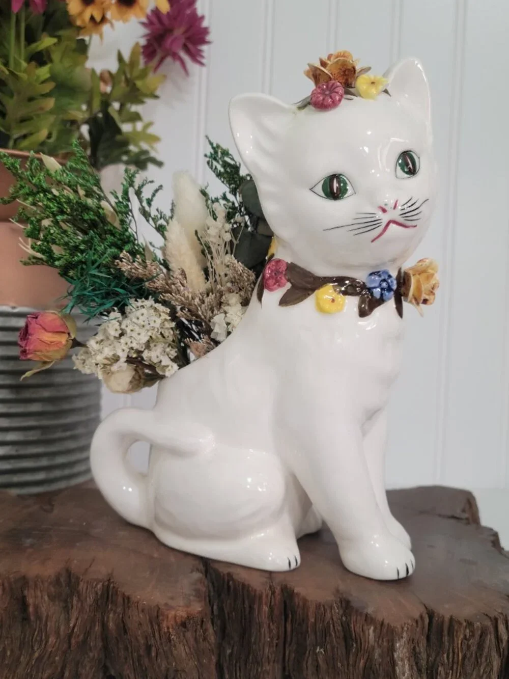 Vtg Retro Kitschy MCM Cottagecore White Ceramic Cat Kitten 3D Floral Planter